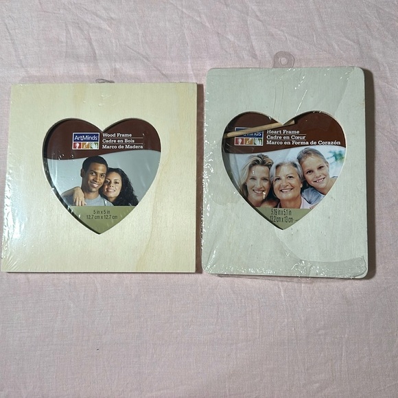 Lot of 2 ArtMinds Square Unfinished Wood Photo Frame Heart Shaped Craft DIY NEW - Picture 1 of 12